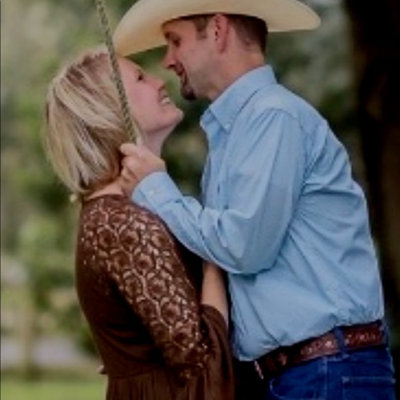 Meet your Posher, Crystal - Picture 2 of 5